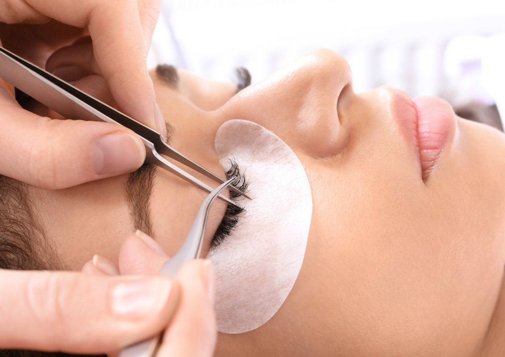 Classic Lashes Course